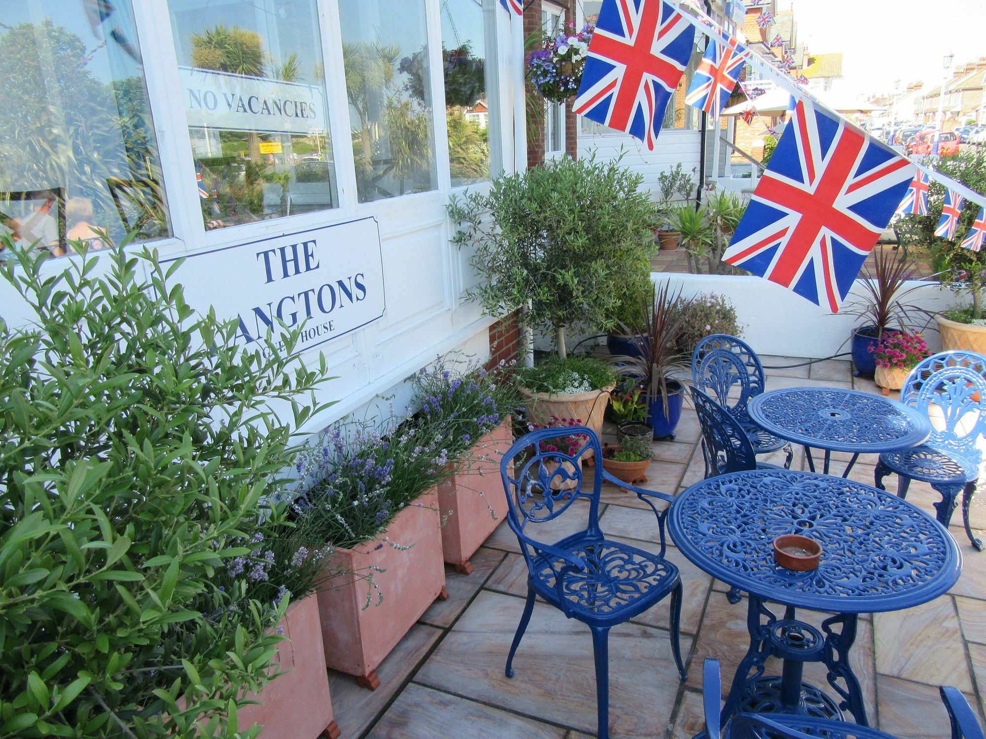The Langtons Hotel Eastbourne Bagian luar foto